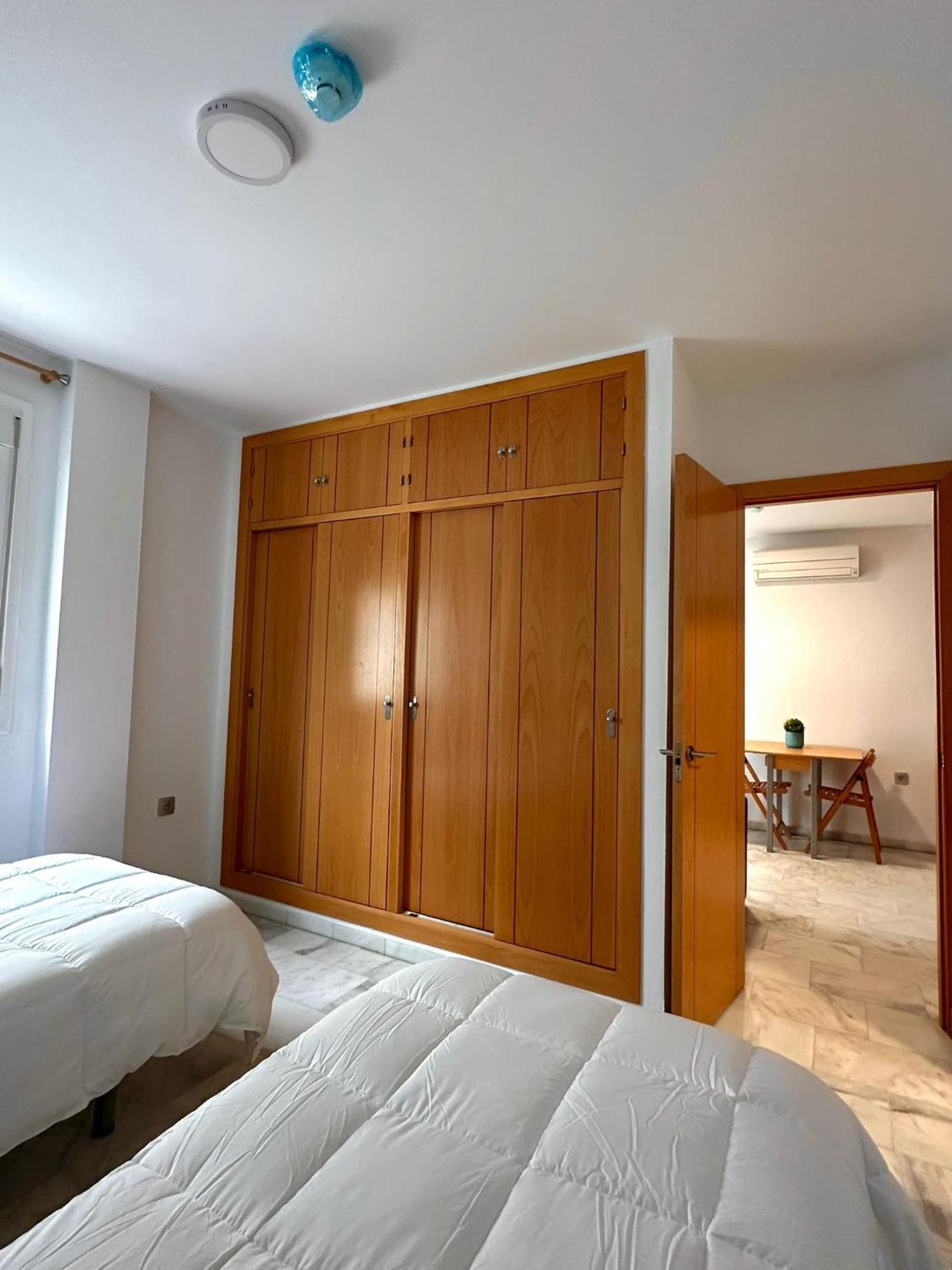 Apartahotel Dona Reyes Чипіона Екстер'єр фото